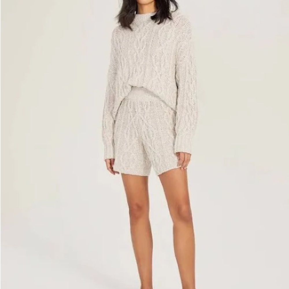 NWT Something navy cable knit long shorts